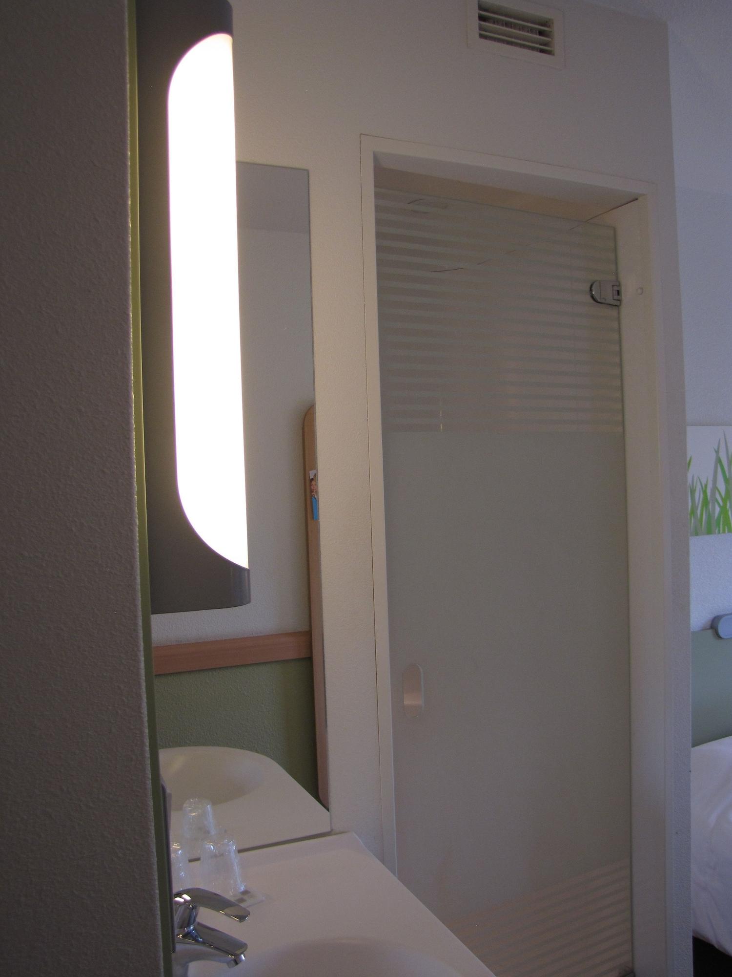 B&B Hotel Liege Rocourt Exterior photo